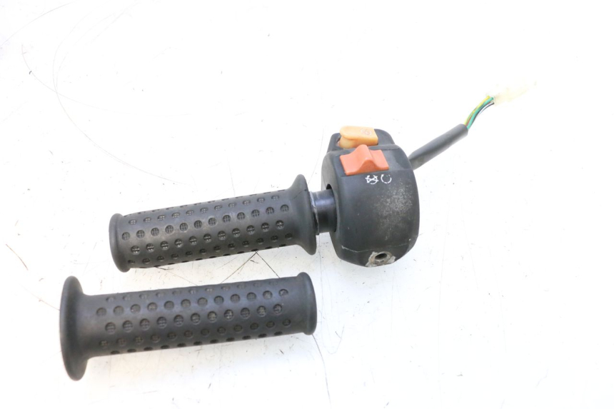 photo de COMMODO DROIT JM MOTORS EVOLIS 4T 50 (2018 - 2022) - Autre angle de vue
