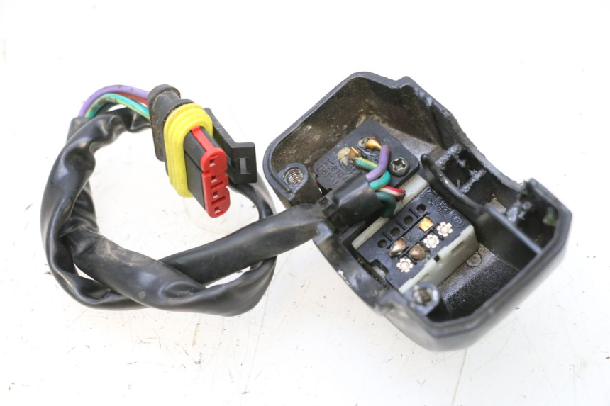 photo de COMMODO DROIT KEEWAY F-ACT FACT EVO 50 (2020 - 2026) - Vue d’ensemble