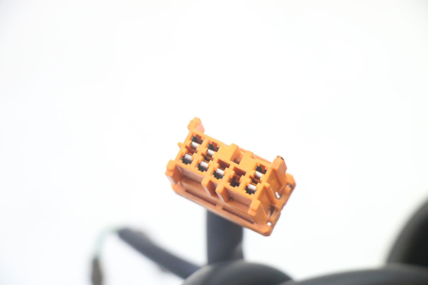 photo de COMMODO DROIT HONDA FES S-WING SWING ABS 125 (2007 - 2015)