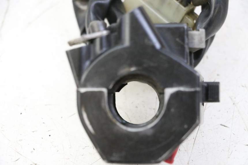 photo de COMMODO DROIT YAMAHA FJ 36Y 1100 (1984 - 1985)