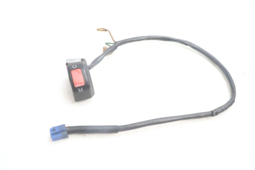 photo de COMMODO DROIT YAMAHA FJR 1300 (2001 - 2005) - Zoom état d’usage
