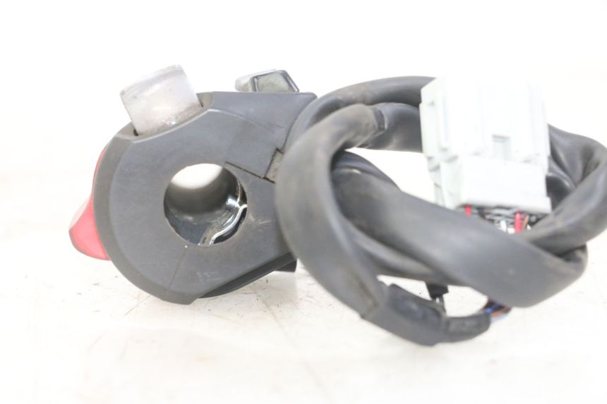 photo de COMMODO DROIT HONDA FORZA ABS 300 (2013 - 2019)