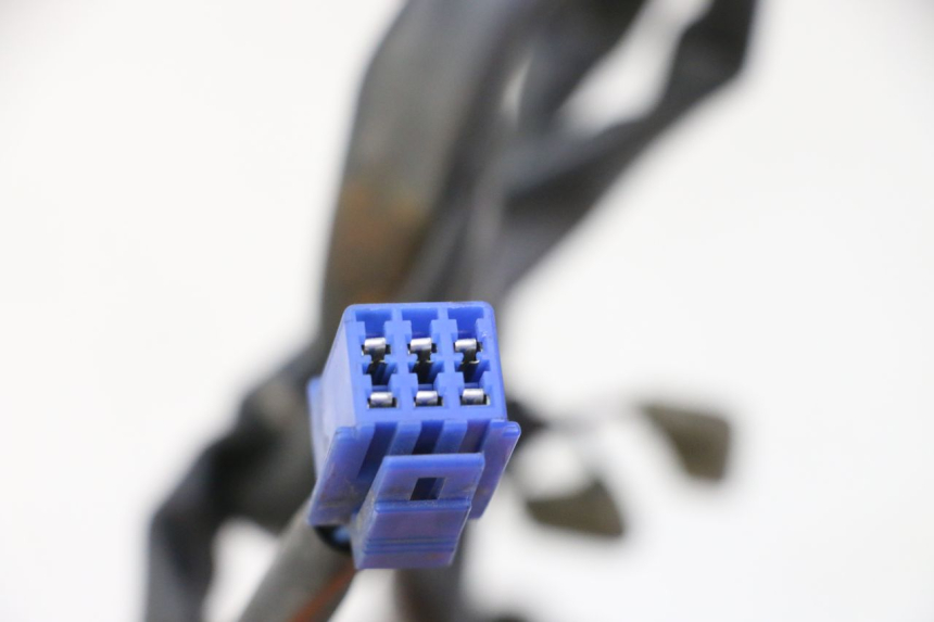 photo de COMMODO DROIT YAMAHA FZ6 N FAZER 600 (2004 - 2006)