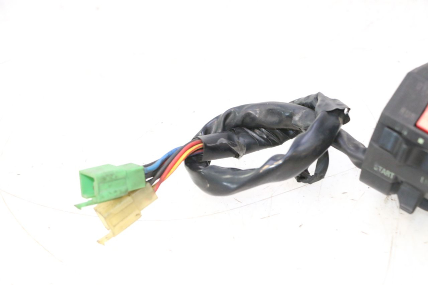 photo de COMMODO DROIT KAWASAKI GPX F ZX750F 750 (1986 - 1990) - Vue produit