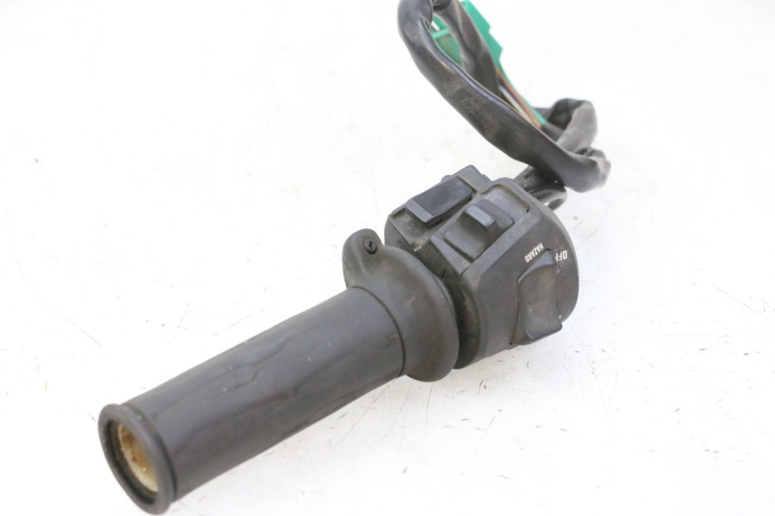 photo de COMMODO DROIT KYMCO GRAND DINK 125 (2008 - 2014)