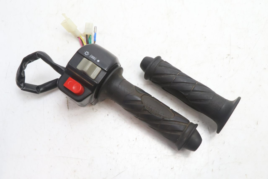 photo de COMMODO DROIT TNT MOTOR GRIDO 2T 50 (2010 - 2019) - Vue principale