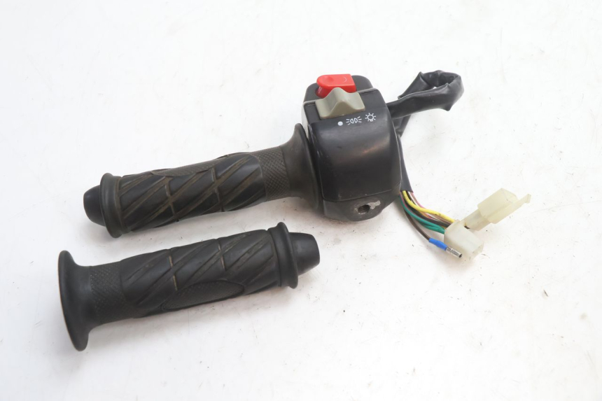 photo de COMMODO DROIT TNT MOTOR GRIDO 2T 50 (2010 - 2019) - Autre angle de vue