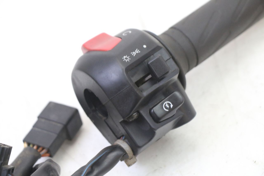 photo de COMMODO DROIT SUZUKI GS GSE 500 (2001 - 2003)