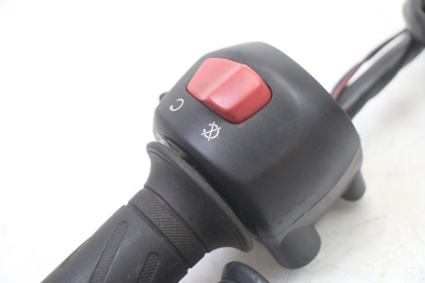 photo de COMMODO DROIT SUZUKI GS GSE 500 (2001 - 2003)