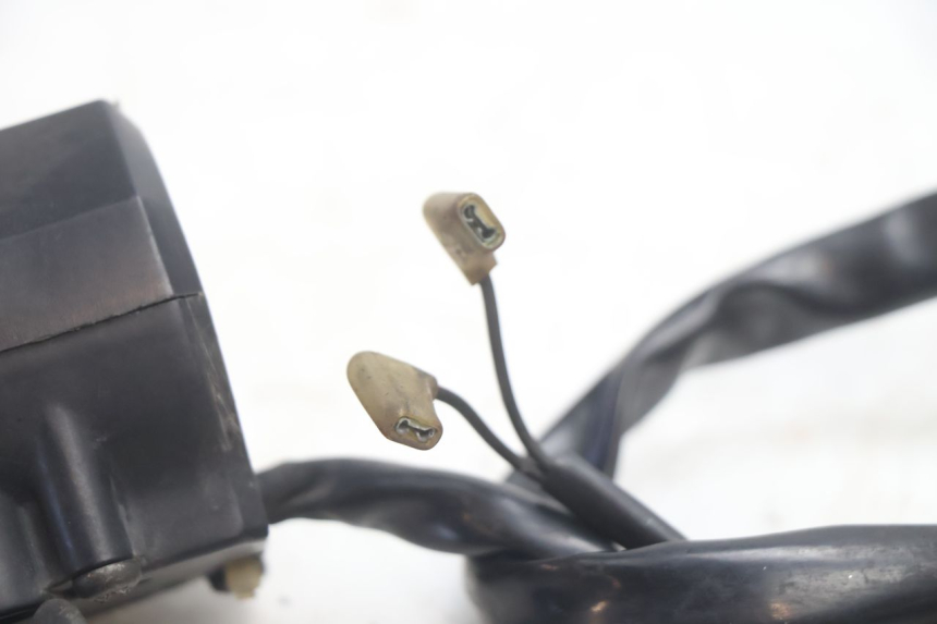 photo de COMMODO DROIT SUZUKI GSX F GSXF 750 (1988 - 1998) - Pièce contrôlée