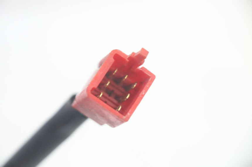 photo de COMMODO DROIT SYM GTS EVO 125 (2009 - 2013) - Pièce contrôlée