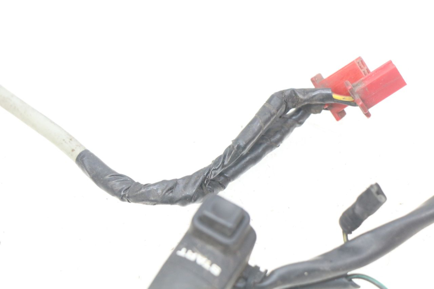 photo de COMMODO DROIT HONDA CBR RR FIREBLADE 900 (1992 - 1994)