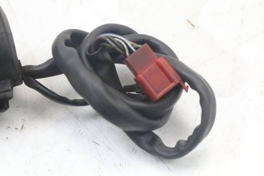 photo de COMMODO DROIT HONDA NTV DEAUVILLE 650 (1998 - 2001)