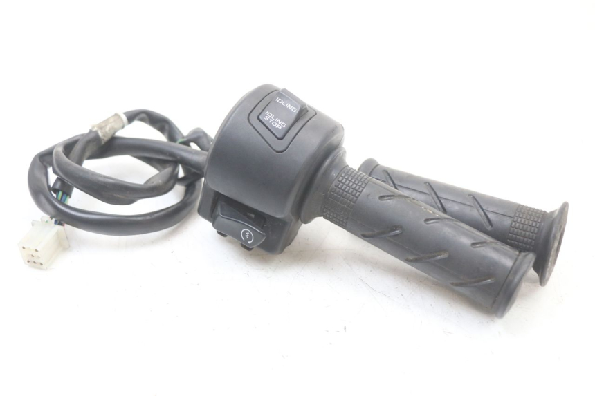 photo de COMMODO DROIT HONDA PCX (JF28) 125 (2009 - 2011)