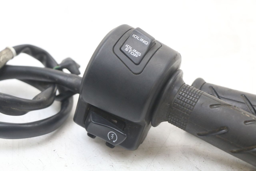 photo de COMMODO DROIT HONDA PCX (JF28) 125 (2009 - 2011)