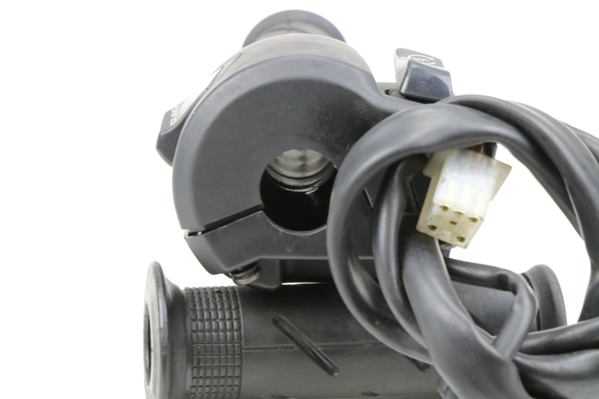 photo de COMMODO DROIT HONDA PCX (JF28) 125 (2009 - 2011)