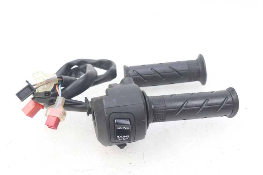 photo de COMMODO DROIT HONDA PCX (JF57/JF64) 125 (2014 - 2018)