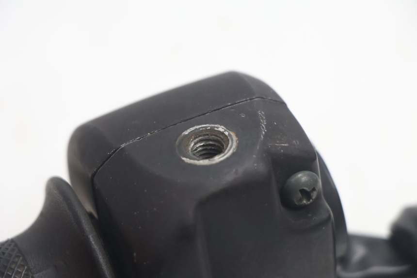 photo de COMMODO DROIT KEEWAY HURRICANE 50 (2006 - 2019) - Points de fixation