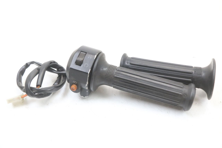 photo de Right handlebar switch HYOSUNG GF 125 (2001 - 2005)