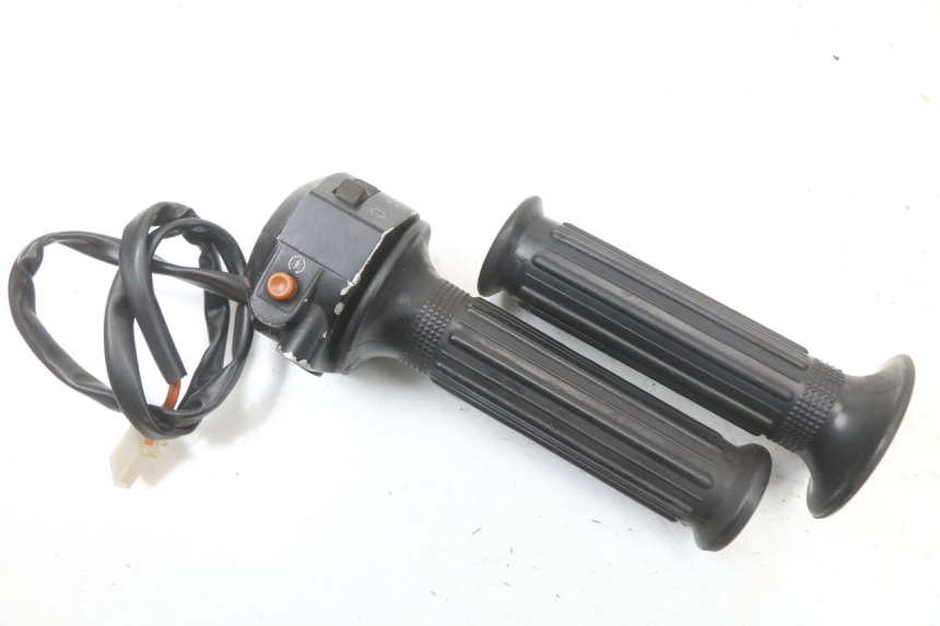 photo de Right handlebar switch HYOSUNG GF 125 (2001 - 2005)