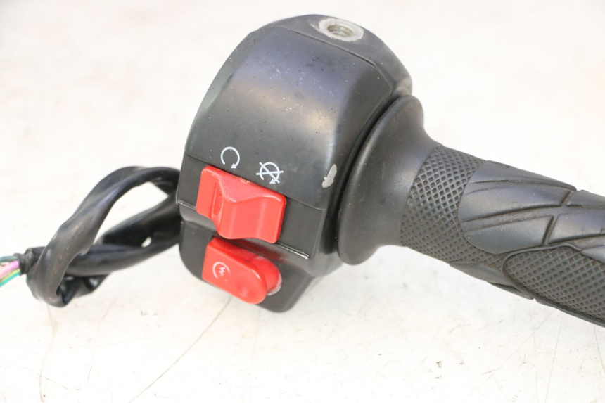 photo de COMMODO DROIT RIDE JUMP 2T 50 (2012 - 2017) - État de surface