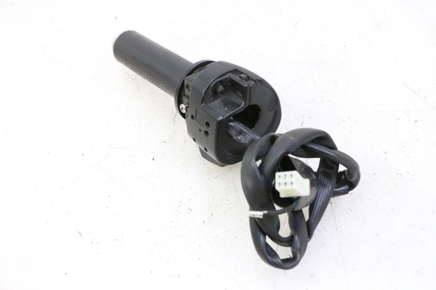 photo de COMMODO DROIT KEEWAY K-LIGHT KLIGHT 125 (2018 - 2025)