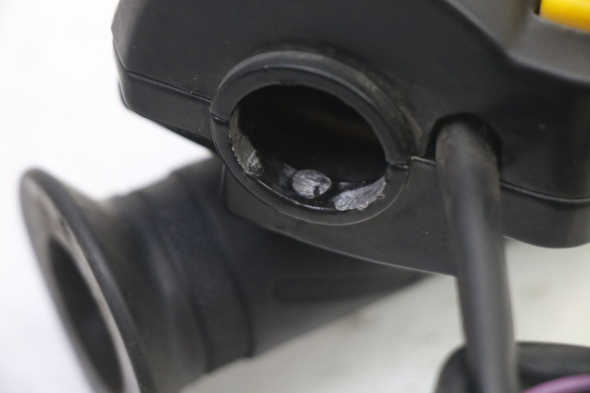 photo de COMMODO DROIT PEUGEOT KISBEE 2T 50 (2010 - 2017)