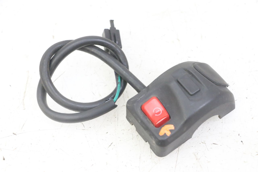 photo de COMMODO DROIT PEUGEOT KISBEE 4T 50 (2018 - 2022)