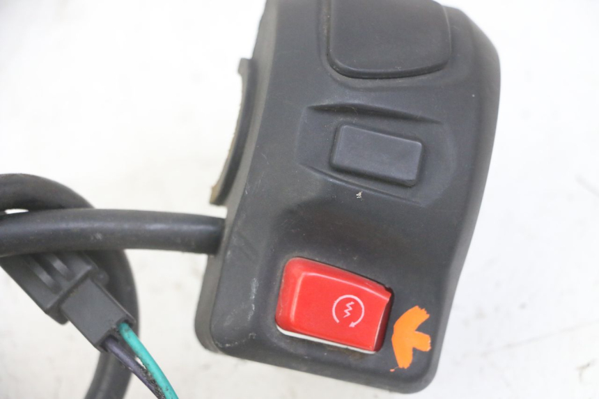 photo de COMMODO DROIT PEUGEOT KISBEE 4T 50 (2018 - 2022)
