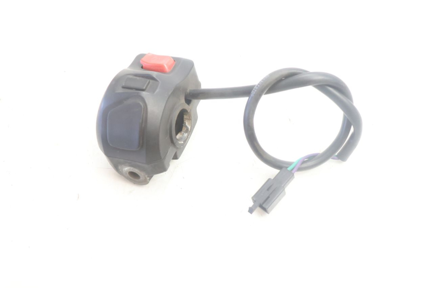 photo de COMMODO DROIT PEUGEOT KISBEE 4T 50 (2018 - 2022) - Autre angle de vue