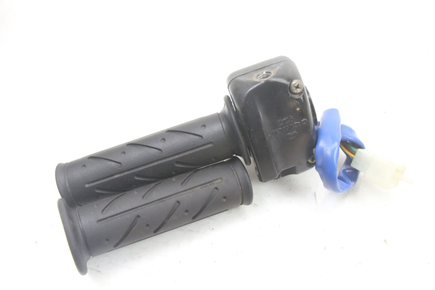 photo de COMMODO DROIT KYMCO PEOPLE S 125 (2000 - 2008)