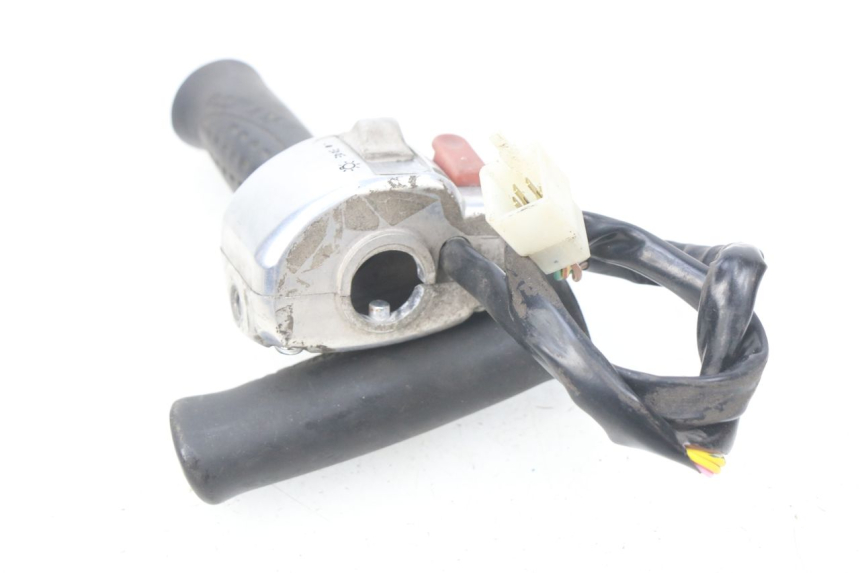photo de COMMODO DROIT KYMCO SENTO 50 (2008 - 2013)