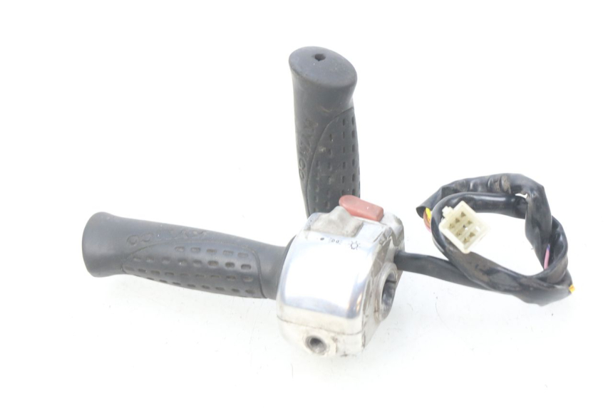 photo de COMMODO DROIT KYMCO SENTO 50 (2008 - 2013)