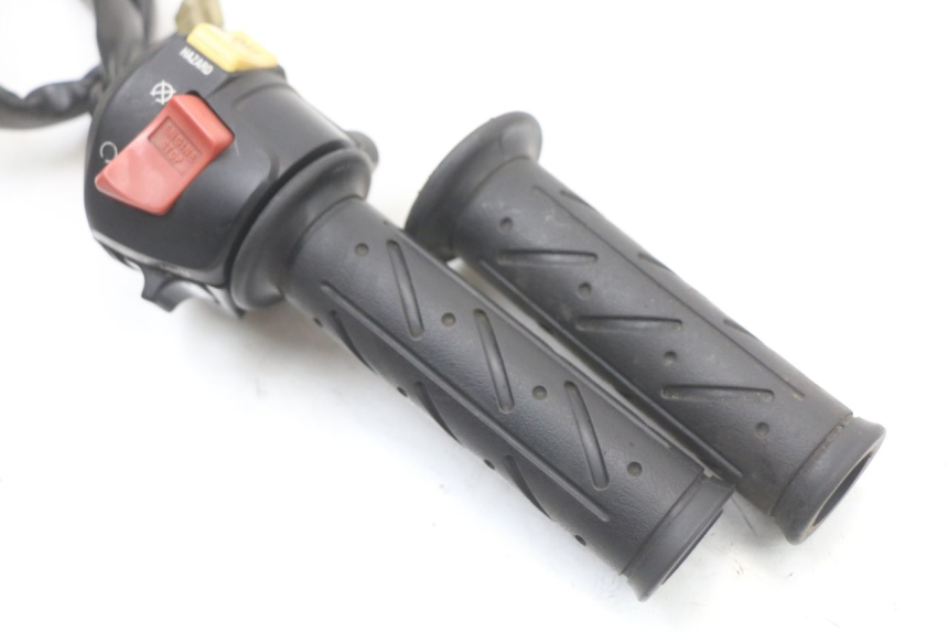 photo de COMMODO DROIT KYMCO XCITING 250 (2006 - 2009)