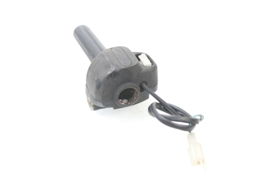 photo de COMMODO DROIT PEUGEOT LUDIX BLASTER 50 (2006 - 2014)