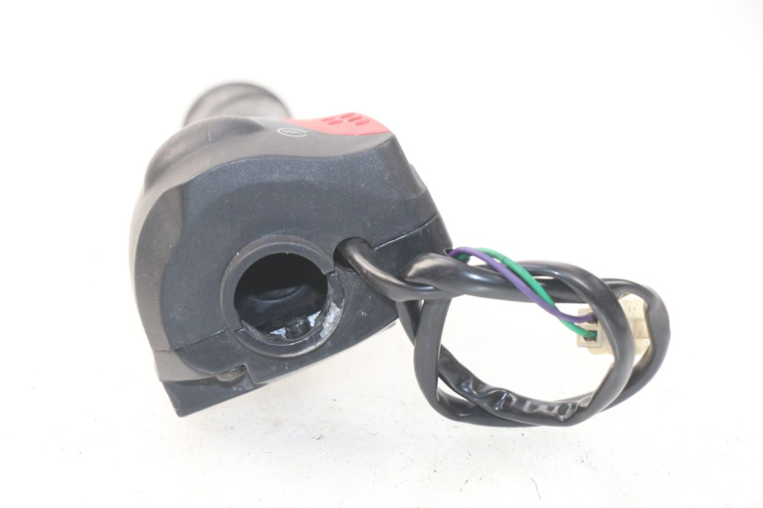 photo de COMMODO DROIT PEUGEOT LUDIX 50 (2008 - 2017)
