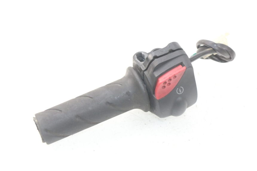 photo de COMMODO DROIT PEUGEOT LUDIX 50 (2008 - 2017)