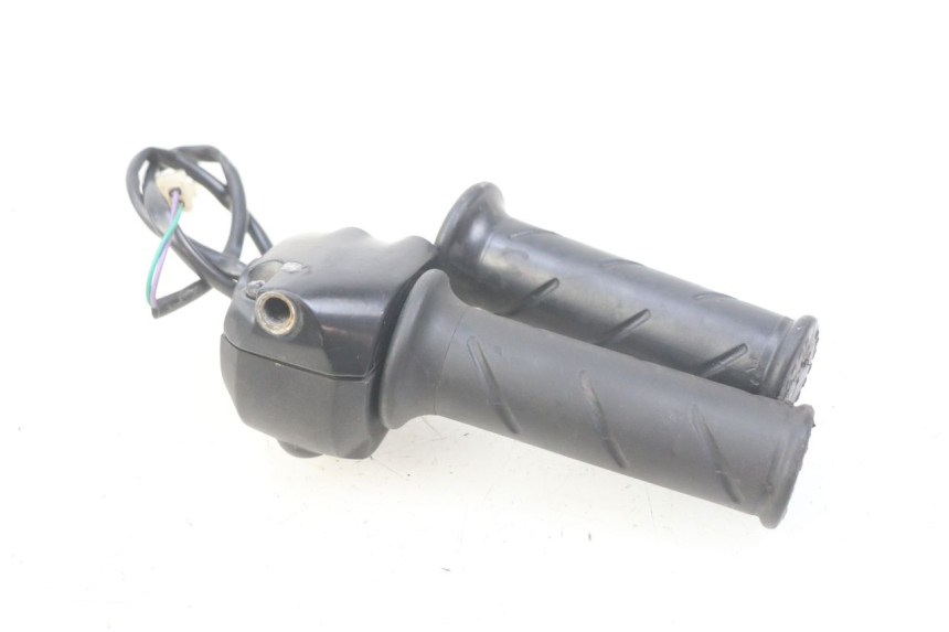 photo de COMMODO DROIT PEUGEOT LUDIX 50 (2008 - 2017)