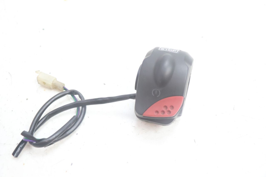 photo de COMMODO DROIT PEUGEOT LUDIX 50 (2005 - 2007) - Vue principale