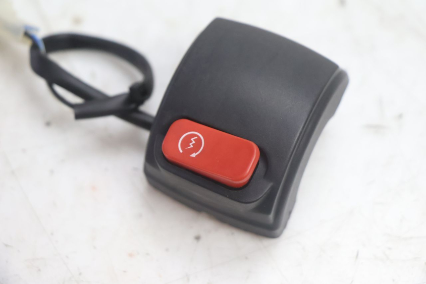 photo de COMMODO DROIT MBK MACH G AC 50 (2002 - 2014) - Détail de la pièce