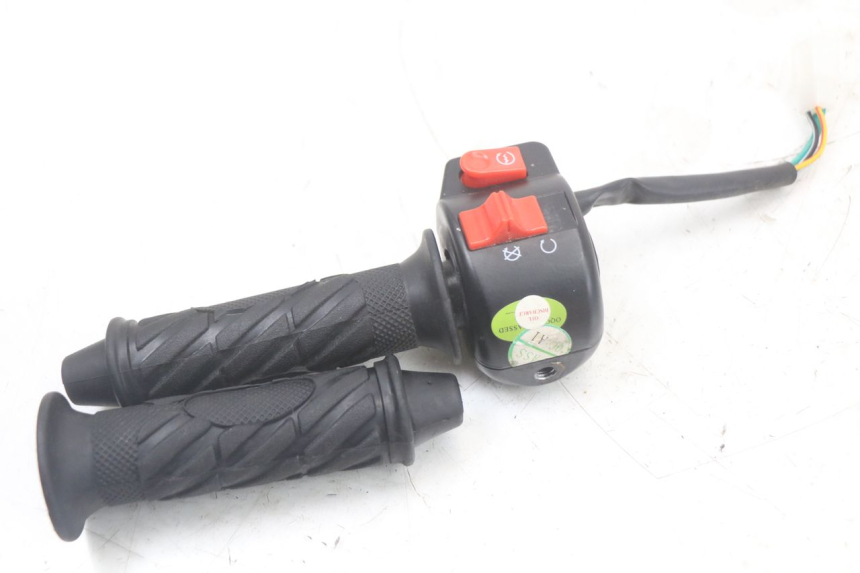 photo de COMMODO DROIT MASH LEGEND'R 4T 50 (2021 - 2025)