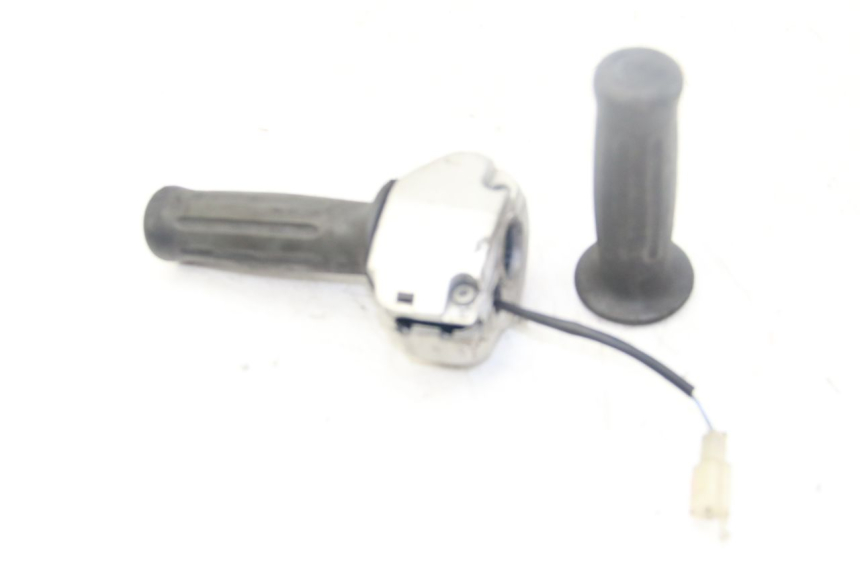 photo de COMMODO DROIT MBK FLIPPER 50 (2004 - 2012)