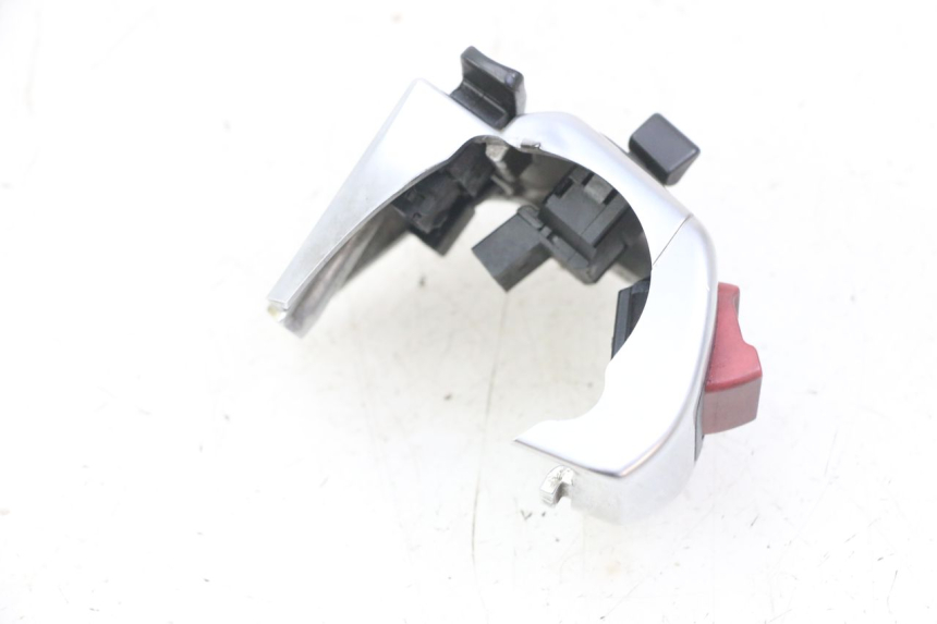 photo de COMMODO DROIT PIAGGIO MP3 LT 400 (2007 - 2012)
