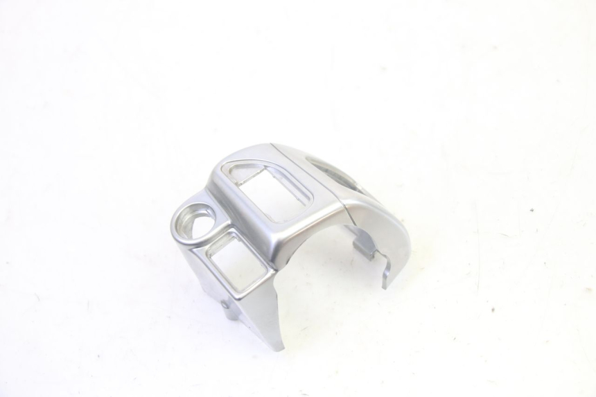 photo de COMMODO DROIT PIAGGIO MP3 LT 400 (2007 - 2012) - Détail de la pièce