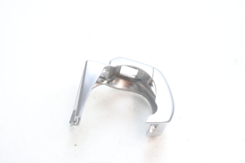 photo de COMMODO DROIT PIAGGIO MP3 LT 300 (2010 - 2016) - Autre angle de vue
