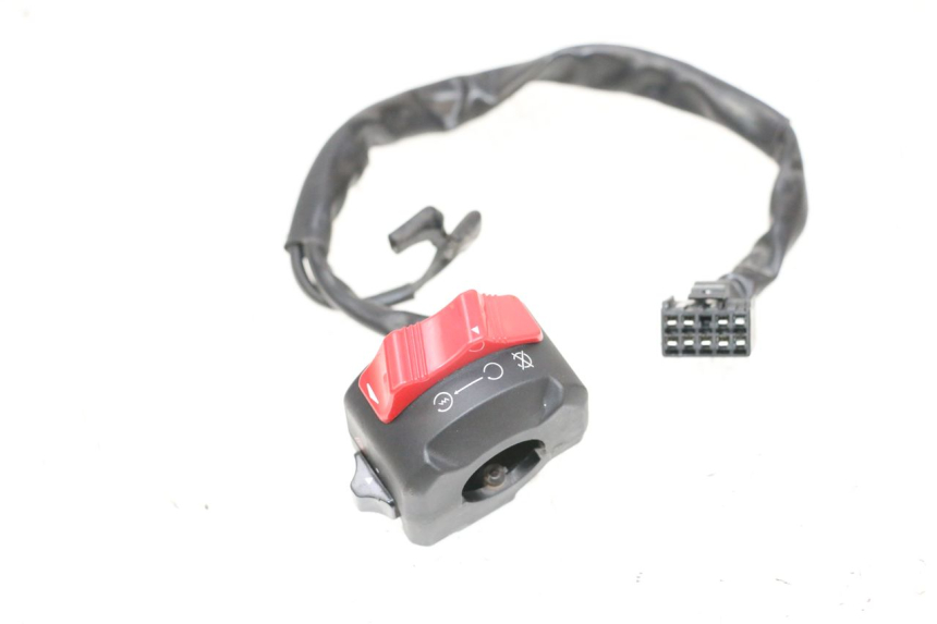 photo de COMMODO DROIT YAMAHA MT-07 MT07 ABS 700 (2018 - 2020) - Gros plan technique