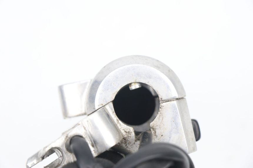 photo de COMMODO DROIT HONDA NPS ZOOMER 50 (2004 - 2013) - Zoom état d’usage