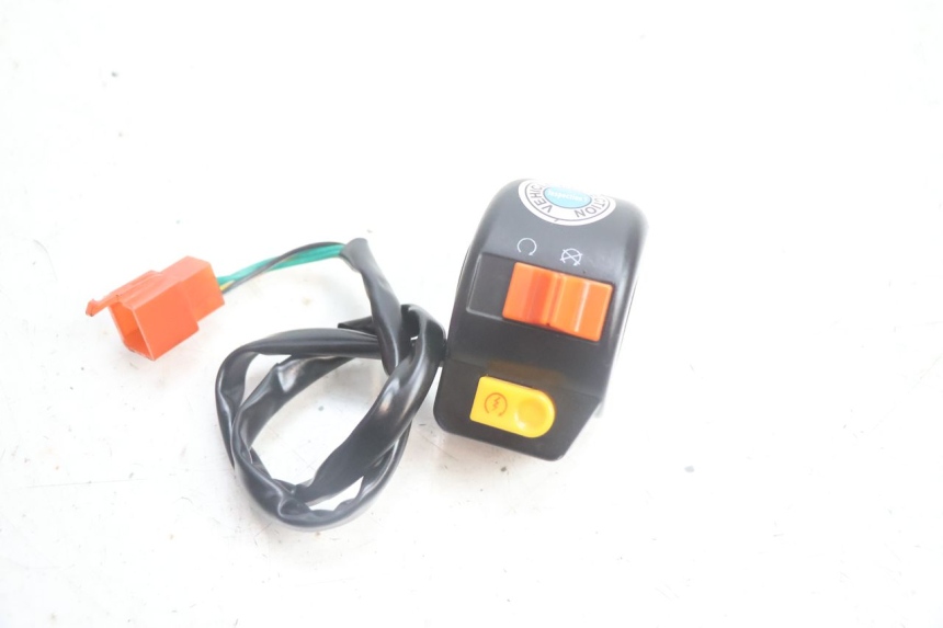 photo de COMMODO DROIT JM MOTORS OLDIES 4T 50 (2020 - 2026) - Vue principale