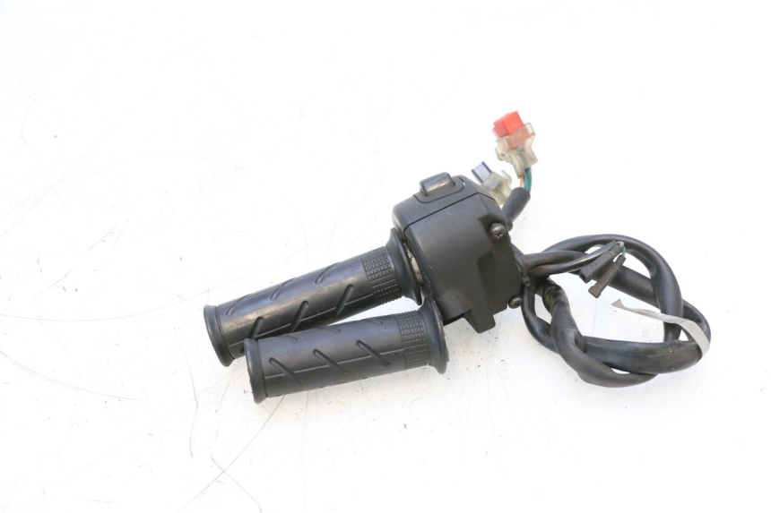 photo de COMMODO DROIT HONDA PCX (JF57/JF64) 125 (2014 - 2018) - Pièce contrôlée