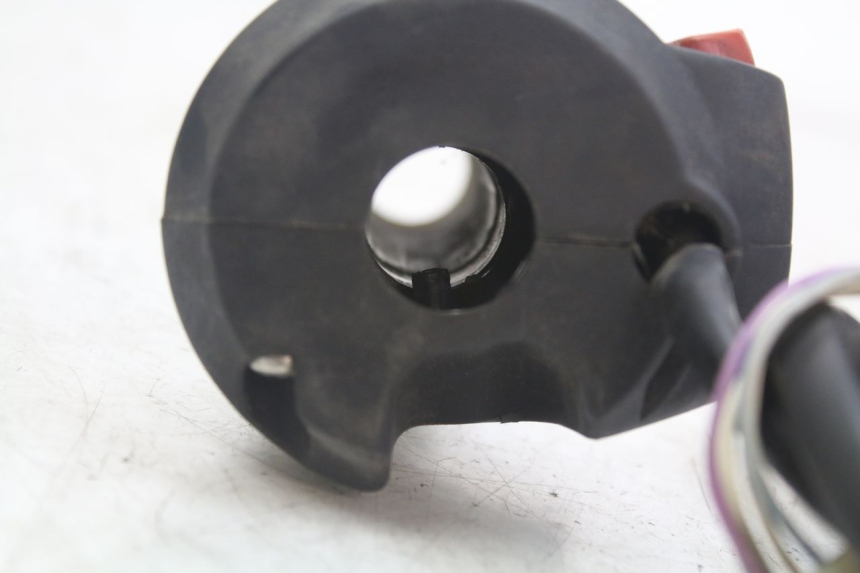 photo de COMMODO DROIT PEUGEOT GEOPOLIS RS 125 (2007 - 2009)